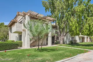 Photo #1: 6741216 Listing 