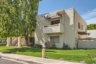 Photo #2: 6741216 Listing 