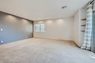 Photo #4: 6741216 Listing 