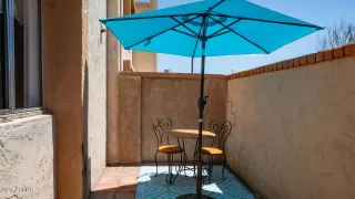 Photo #4: 6741373 Listing