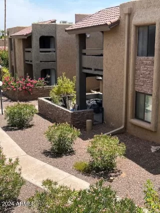 Photo #1: 6741393 Listing