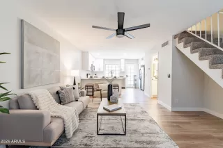 Photo #4: 6741605 Listing