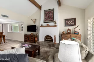 Photo #5: 6741685 Listing 