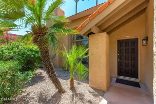 Photo #1: 6741898 Listing