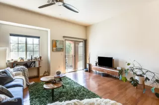 Photo #1: 6742147 Listing