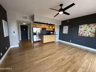 Photo #1: 6742246 Listing