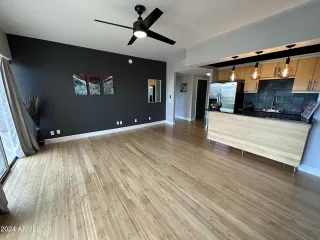 Photo #2: 6742246 Listing