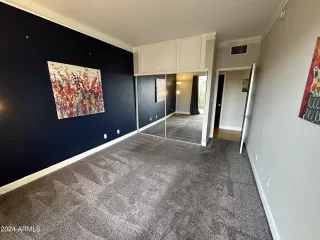 Photo #5: 6742246 Listing