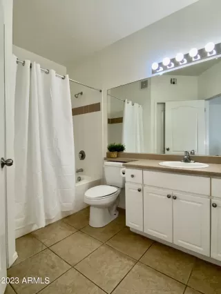 Photo #4: 6742248 Listing 