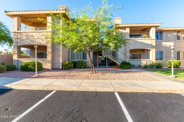 MLS: 6742263 Condo For Sale