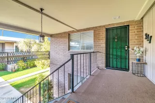 Photo #2: 6742309 Listing 