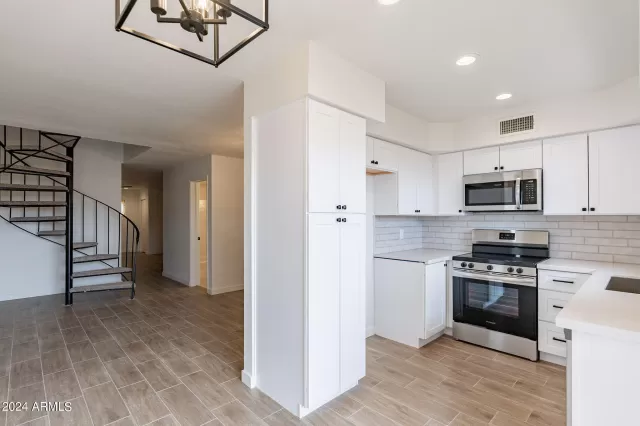 MLS: 6742343 Condo For Sale