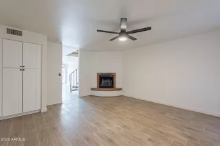 Photo #3: 6742343 Listing