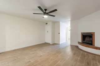 Photo #4: 6742343 Listing