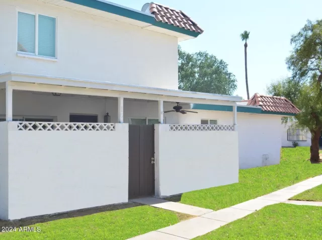 MLS: 6742708 Condo For Sale