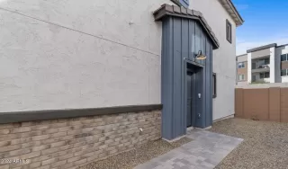 Photo #2: 6742742 Listing