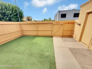 Photo #4: 6742815 Listing