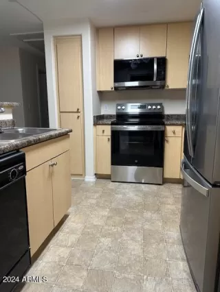 Photo #1: 6742816 Listing 