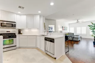 Photo #1: 6743179 Listing 