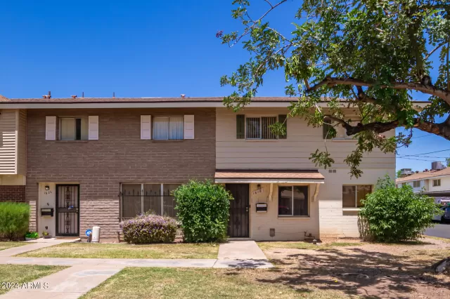 MLS: 6743262 Condo For Sale