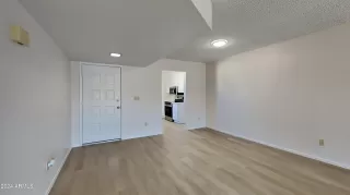 Photo #4: 6743293 Listing 