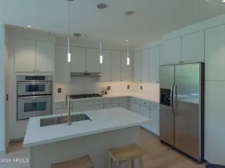 Photo #6: 6743318 Listing 