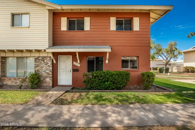 MLS: 6743419 Condo For Sale