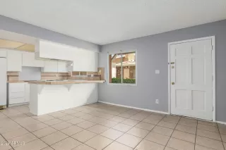 Photo #4: 6743419 Listing 