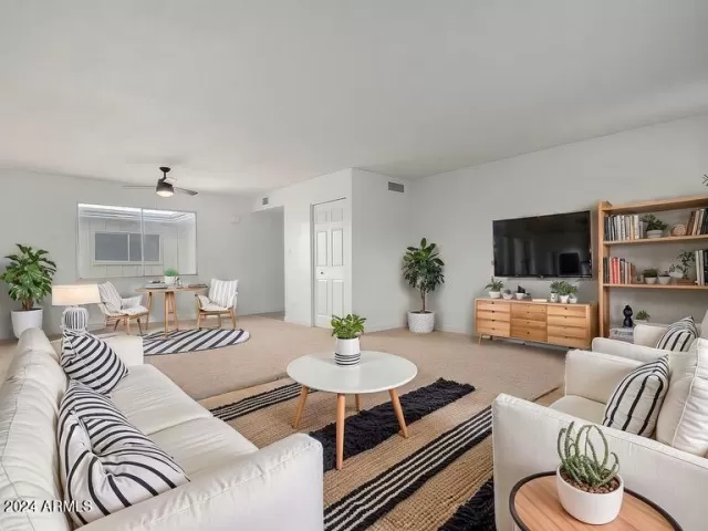 MLS: 6743440 Condo For Sale