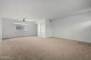 Photo #5: 6743440 Listing 