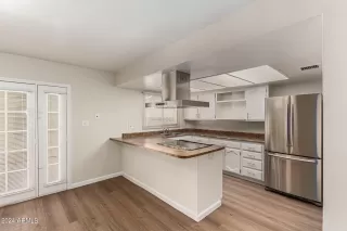 Photo #3: 6743603 Listing 