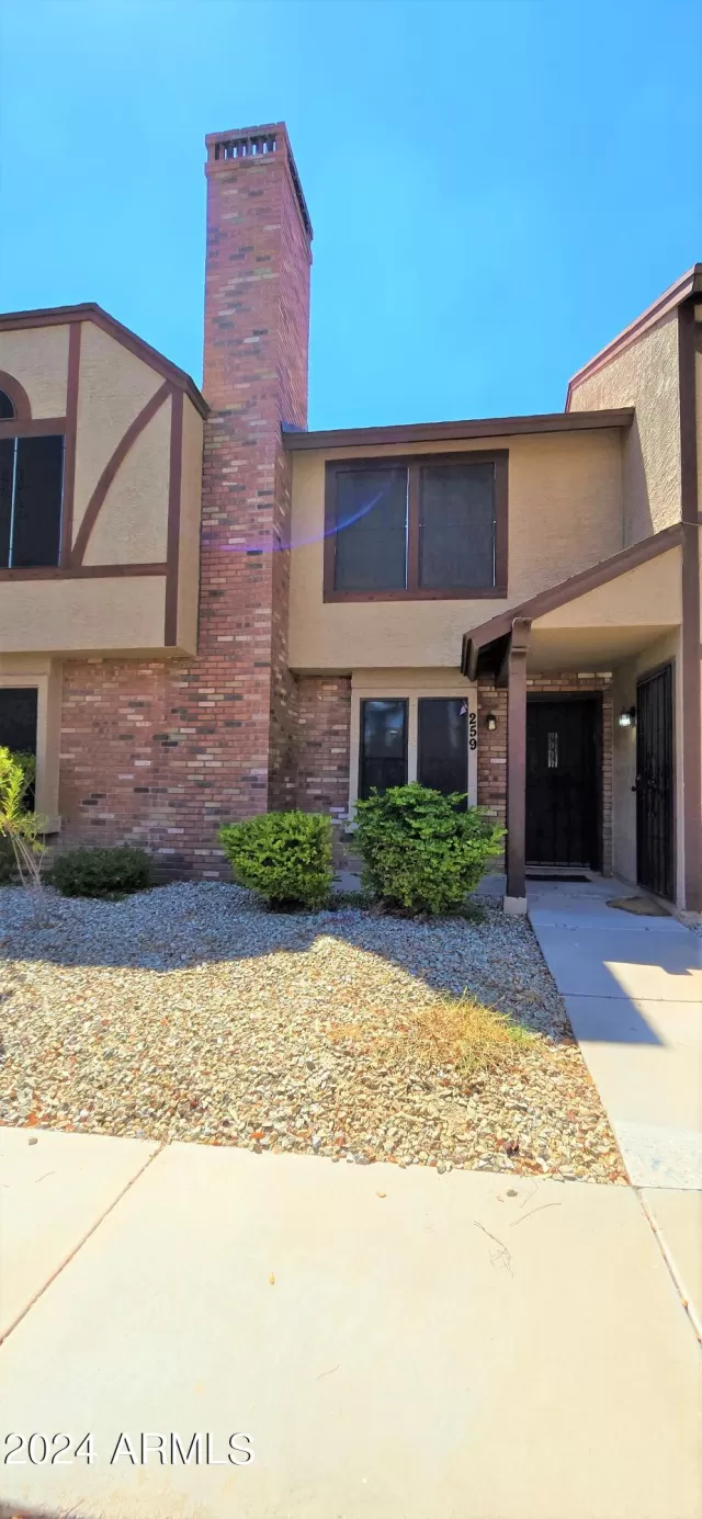 MLS: 6743863 Condo For Sale