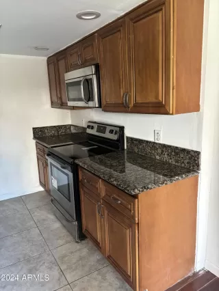 Photo #3: 6744035 Listing