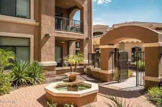 Photo #5: 6744046 Listing 
