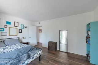 Photo #6: 6744155 Listing