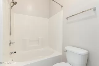 Photo #5: 6744294 Listing