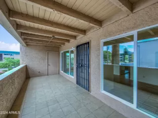 Photo #1: 6744296 Listing