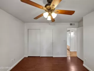 Photo #6: 6744296 Listing