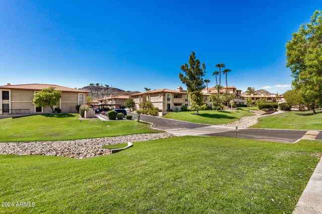 MLS: 6744442 Condo For Sale