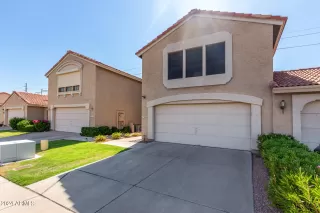 Photo #2: 6744596 Listing 