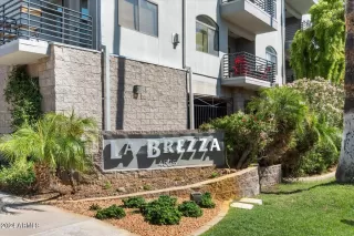More Details about MLS # 6744675 : 4525 N 22ND STREET#304