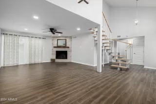 Photo #6: 6744762 Listing