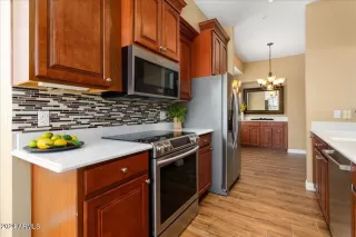 Photo #4: 6744771 Listing