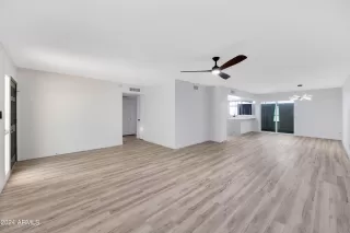 Photo #2: 6744833 Listing