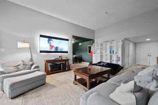 Photo #2: 6744879 Listing