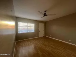 Photo #6: 6744917 Listing 