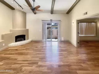 Photo #3: 6744993 Listing 