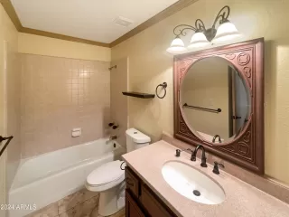 Photo #4: 6744993 Listing 