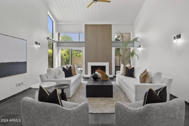 MLS: 6745262 Condo For Sale