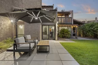 Photo #2: 6745262 Listing